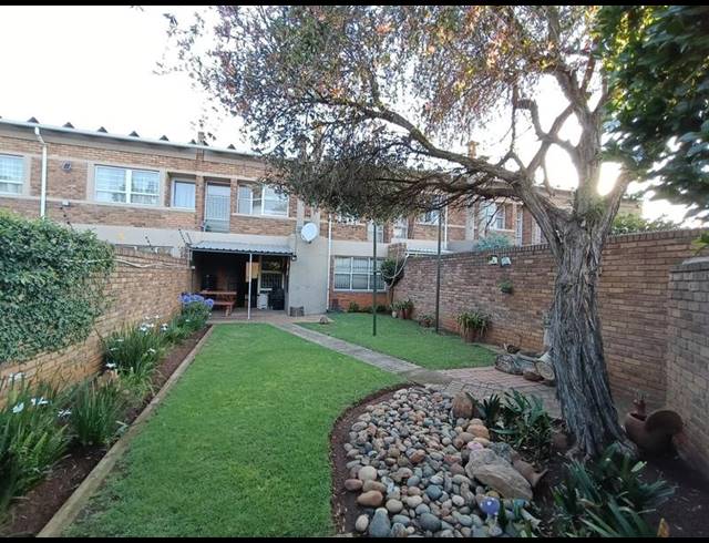 3 BEDROOM PROPERTY TO RENT IN CASSELDALE